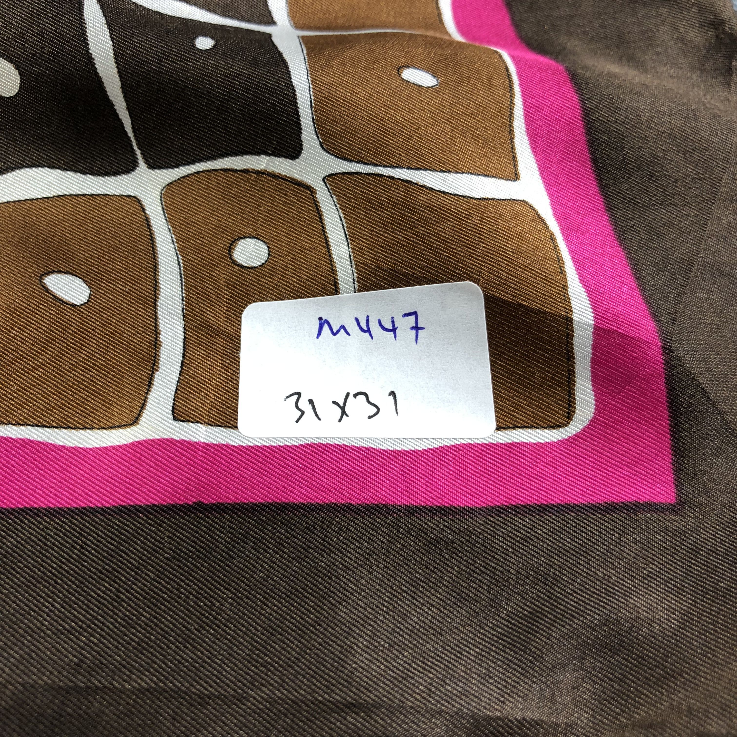 Vintage Luxury Design Hand Rolled Silk Scarf M447 Size ONE SIZE - 4 Thumbnail