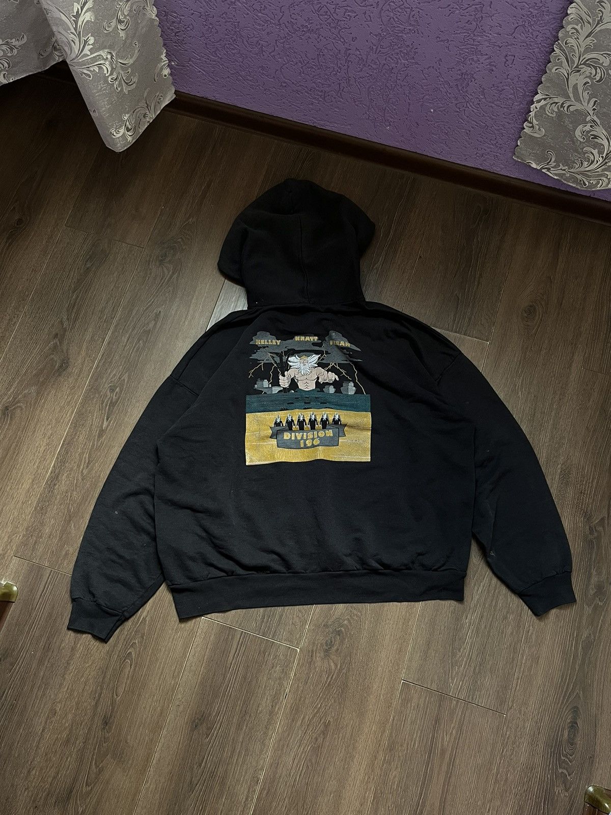 Vintage Vintage Hoodie Hanes USA Military 196TH INFANTRY BRIGADE Size US L / EU 52-54 / 3 - 1 Thumbnail