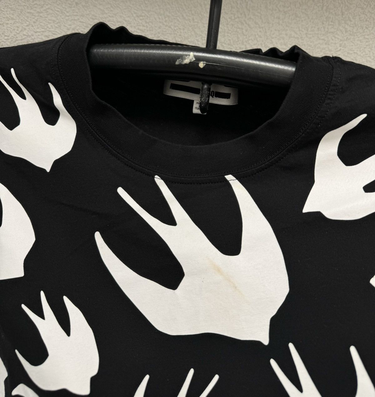 Alexander McQueen Alexander McQueen Mcq fullprint t-shirt L sz Size US L / EU 52-54 / 3 - 10 Thumbnail