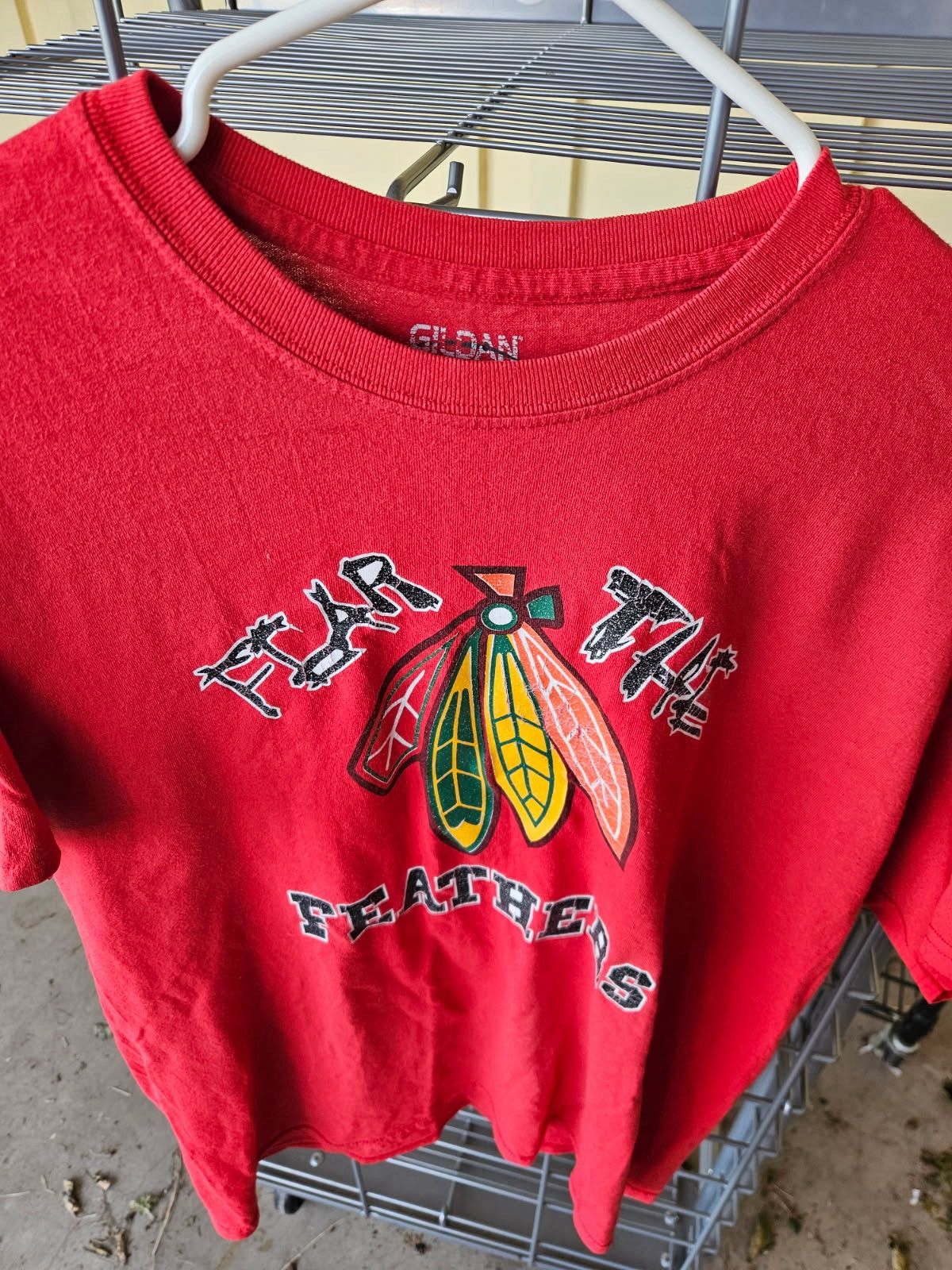Gildan Chicago Blackhawks Fear The Feathers NHL Gildan Tee Size US L / EU 52-54 / 3 - 2 Thumbnail