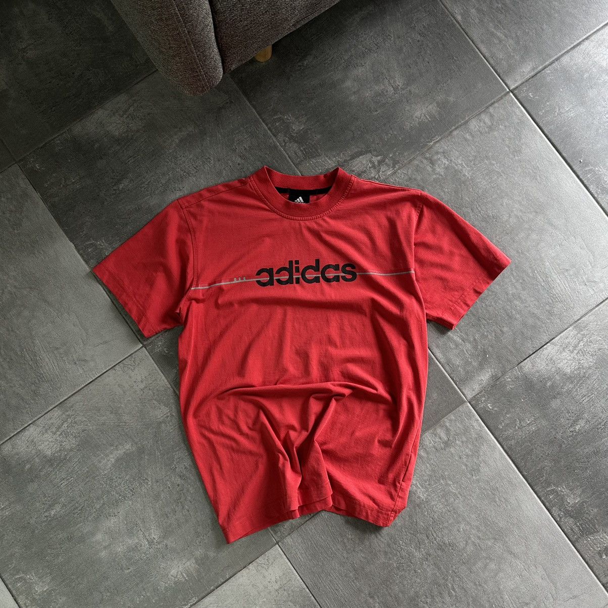 Adidas Vintage Adidas T-shirts Big Logo Y2K Style USA 00s Size US S / EU 44-46 / 1 - 4 Thumbnail