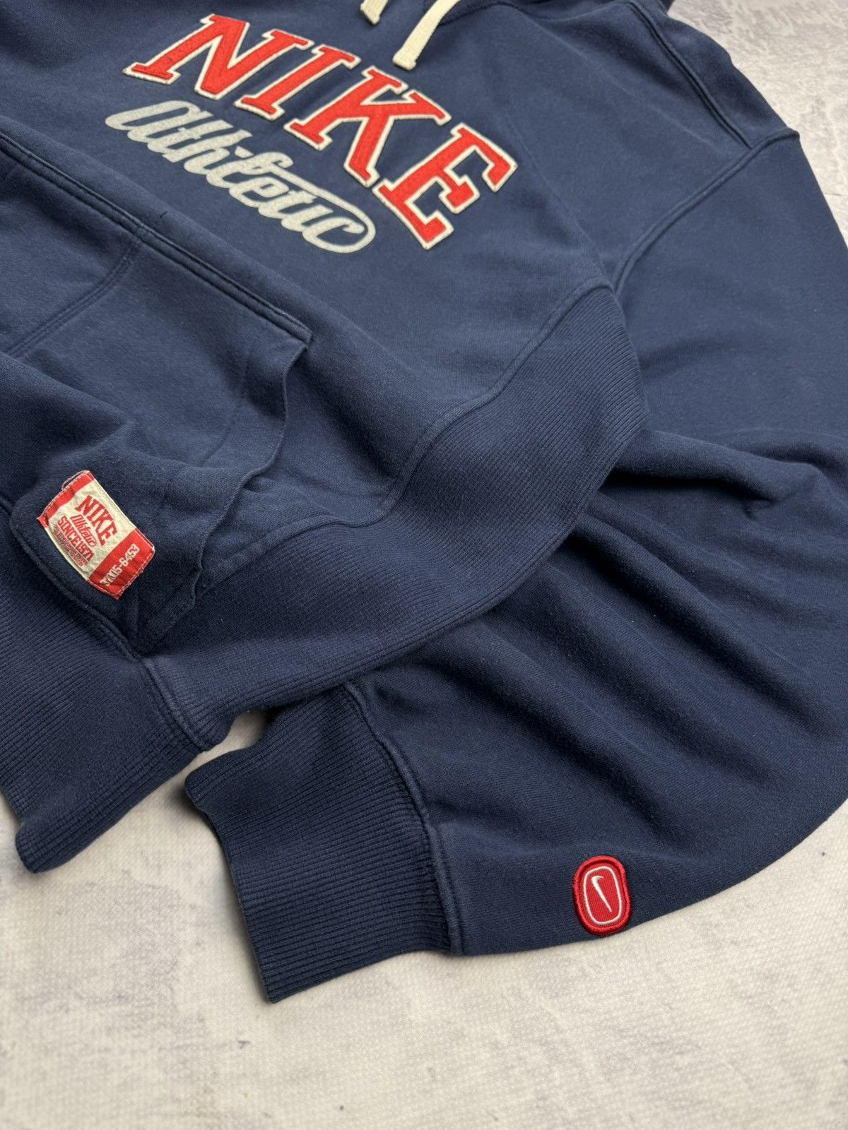 Nike × Vintage NIKE VINTAGE CENTER LOGO OVERSIZE BOXY HOODIE Size US M / EU 48-50 / 2 - 4 Thumbnail