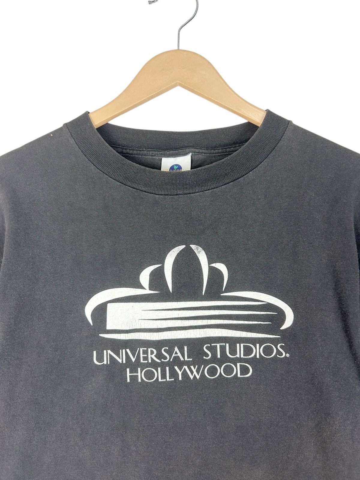Universal Studios × Vintage Vintage 90s Faded Universal Studios Hollywood OG T shirt Size US L / EU 52-54 / 3 - 3 Thumbnail