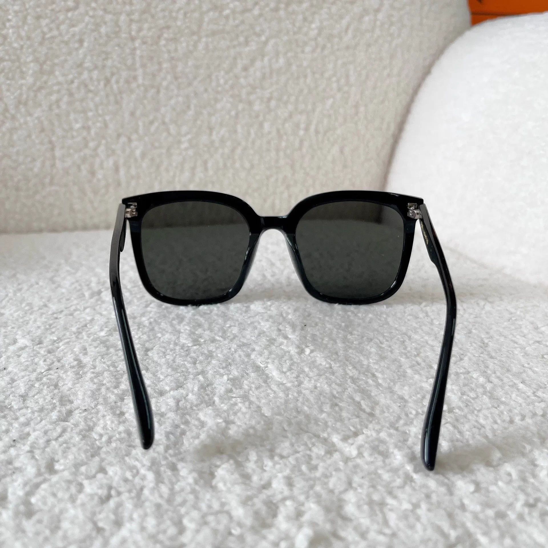 Gentle Monster Gentle Monster GM Black Sunglasses Pre-owned Size ONE SIZE - 3 Thumbnail