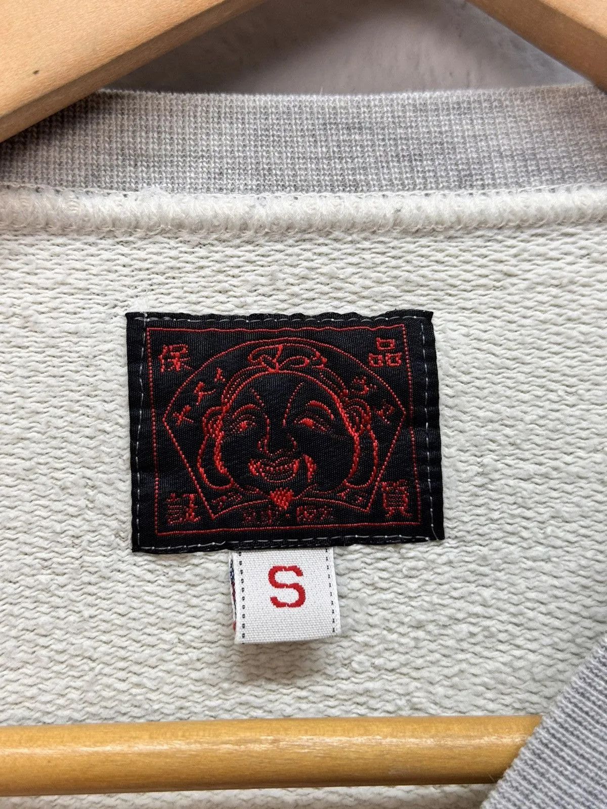 Evisu × Japanese Brand × Vintage Vintage Evisu Sweatshirt Y2K Style Faded Effect Big Logo Size US M / EU 48-50 / 2 - 8 Thumbnail
