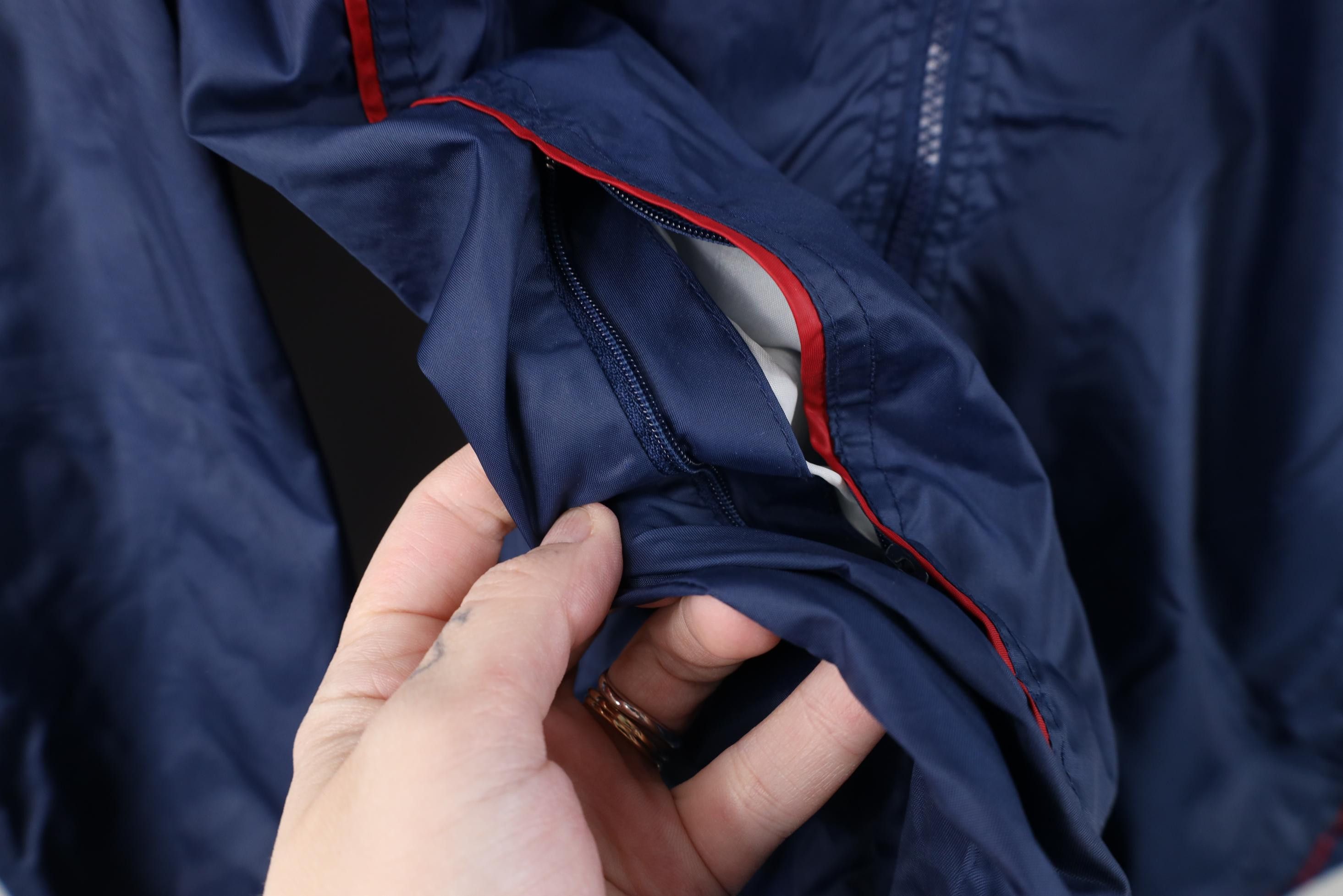 Nike Vintage Nike Mini Swoosh Boston Red Sox Windbreaker Jacket Size US S / EU 44-46 / 1 - 9 Thumbnail
