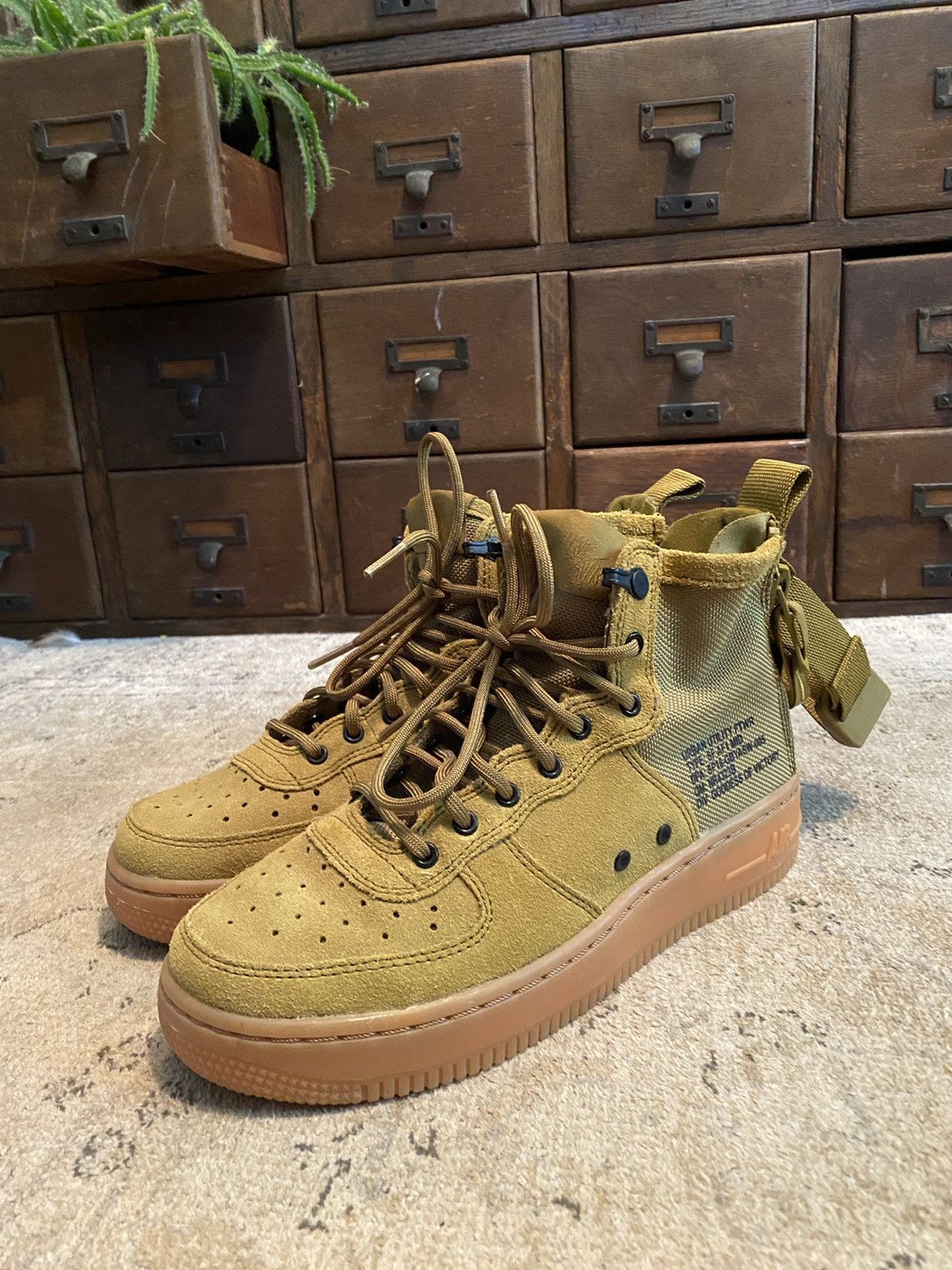 Nike Af1 SF “goddess of victory” 4.5Y 6W Size US 5 / EU 37 - 1 Thumbnail