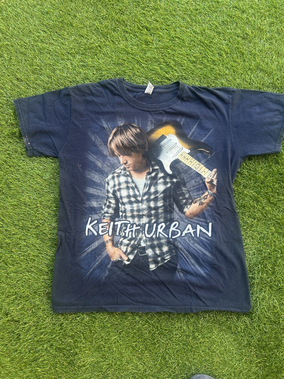 Vintage 2010 Keith Urban tour T Shirt Size US M / EU 48-50 / 2 - 1 Thumbnail