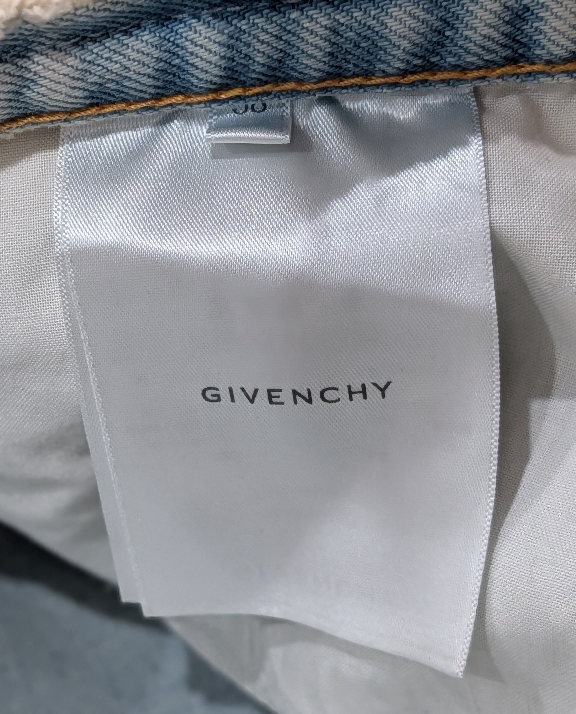 Givenchy GIVENCHY Bleach-Wash Cotton Denim Shorts Pale Blue 38 Size US 38 / EU 54 - 7 Thumbnail