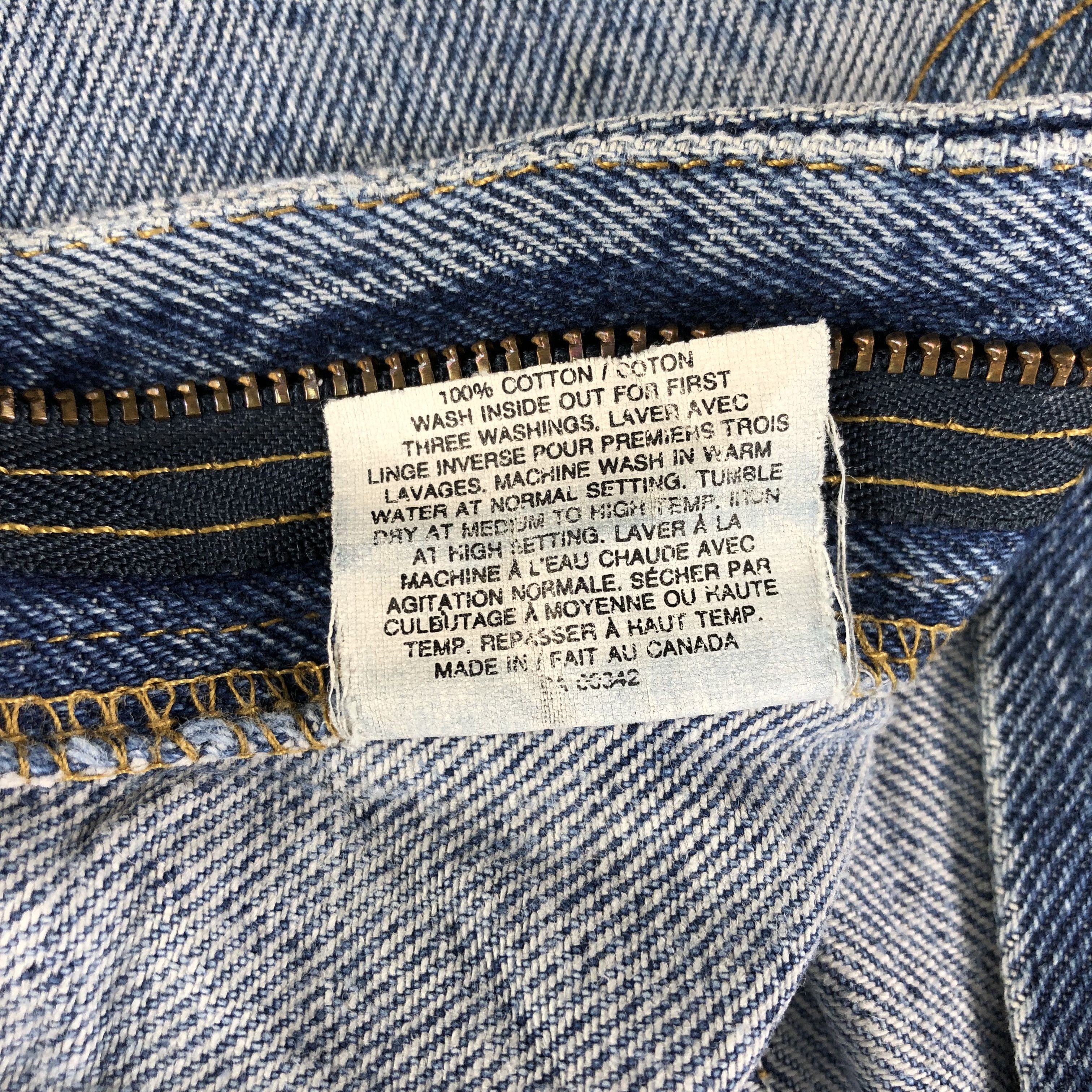 Levi's Vintage 90s Levis 619 Jeans Faded Blue Denim KJ1040 Size US 28 / EU 44 - 19 Thumbnail