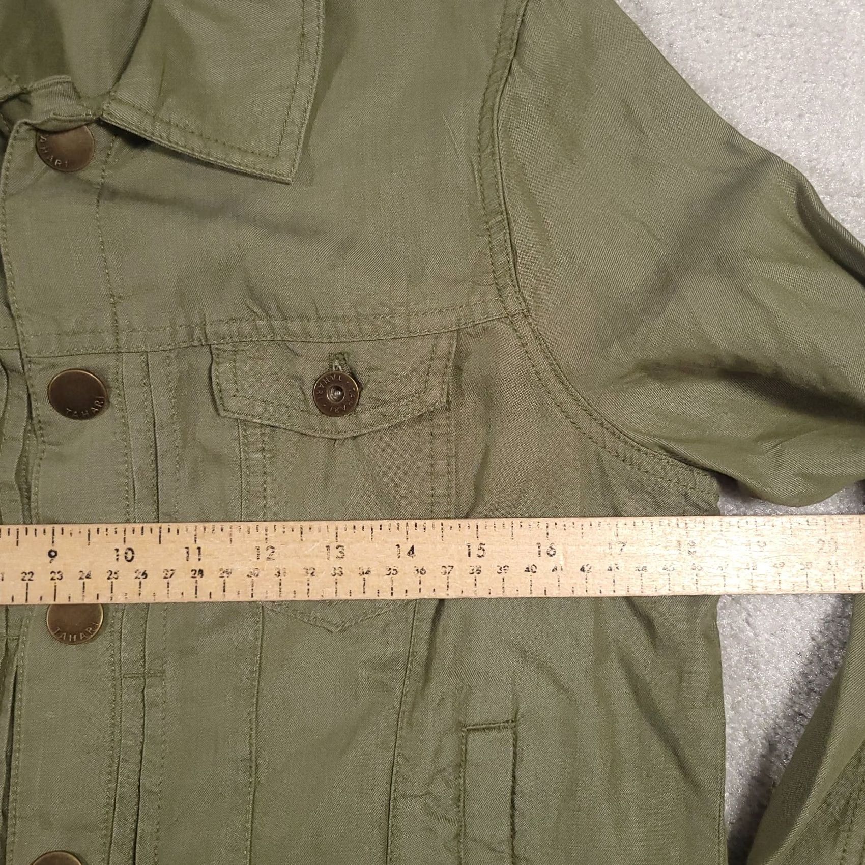 Vintage Tahari Tensel Pin Tuck Jacket Women’s Small Green Snap Closure Casual Travel Size S / US 4 / IT 40 - 6 Thumbnail