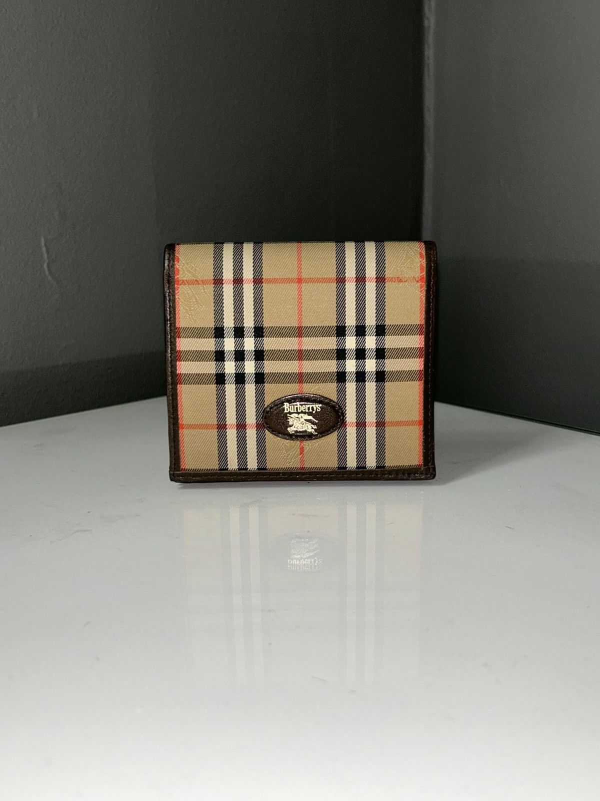 Burberry Vintage Burberry Nova Check Kiss Lock Compact Wallet Size ONE SIZE - 1 Thumbnail