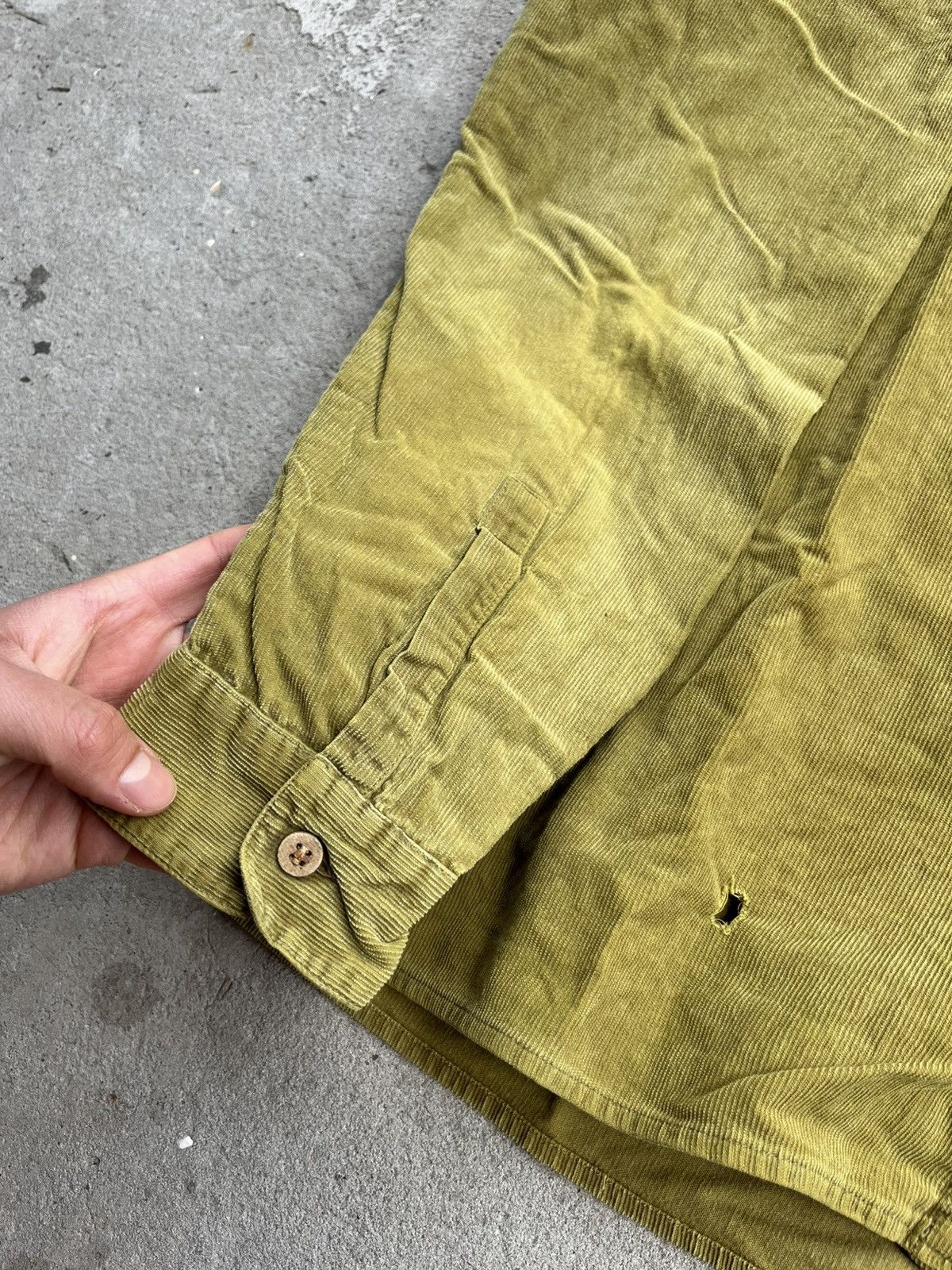 Versace 70s 🔥 Gianni Versace Faded Corduroy Shirt Thrashed Overshirt Size US L / EU 52-54 / 3 - 7 Thumbnail
