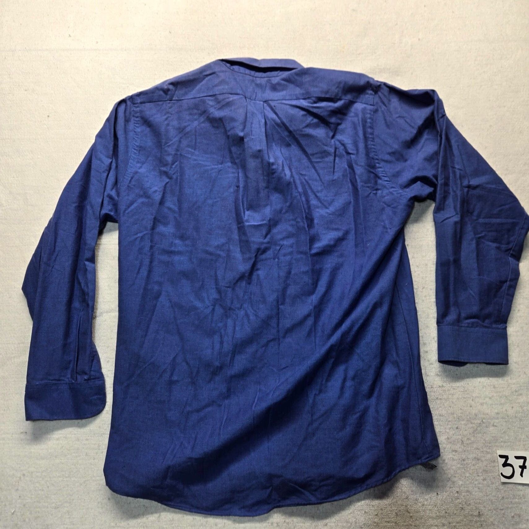 Van Heusen Van Heusen Button-Up Shirt Blue 16.5 Regular Adult Men’s Short Sleeve Wrinkle-Resistant Cotton Blend Size US L / EU 52-54 / 3 - 7 Thumbnail