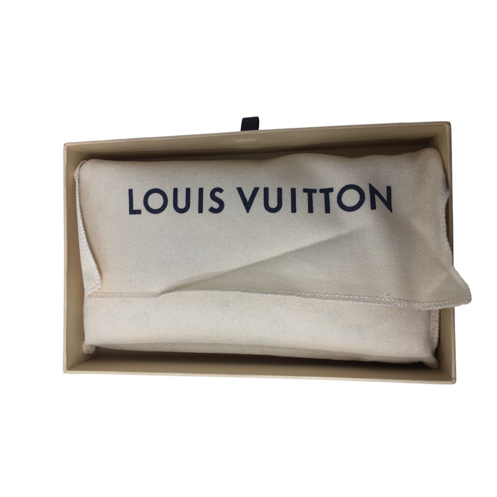 Louis Vuitton Murakami Monogram International Wallet White