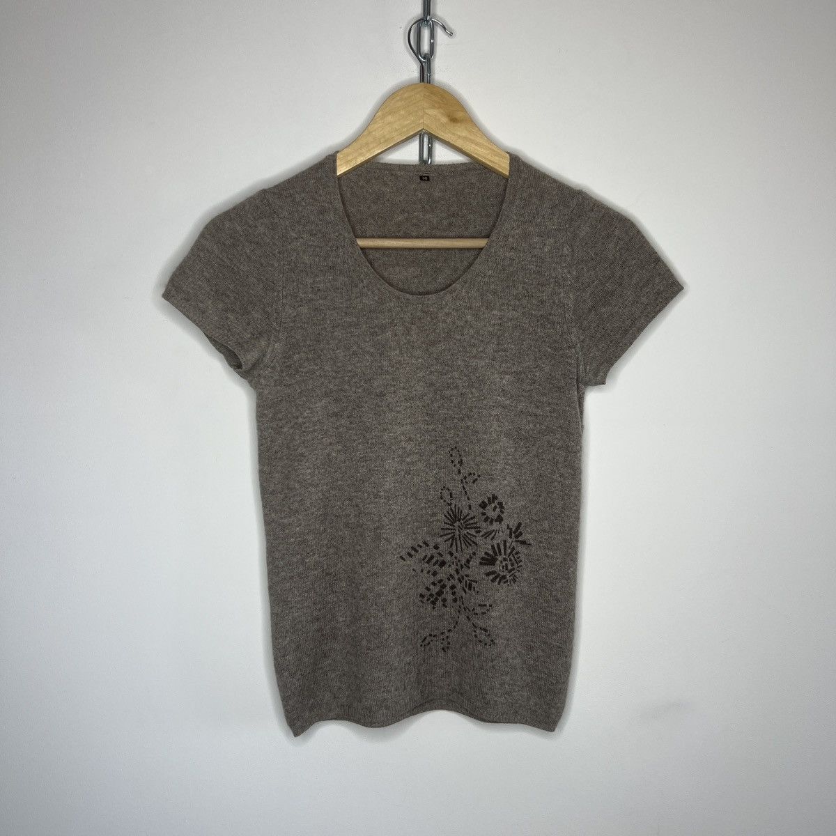 Loro Piana Loro Piana Cashmere Top Beige Brown Tshirt Size XS / US 0-2 / IT 36-38 - 1 Thumbnail