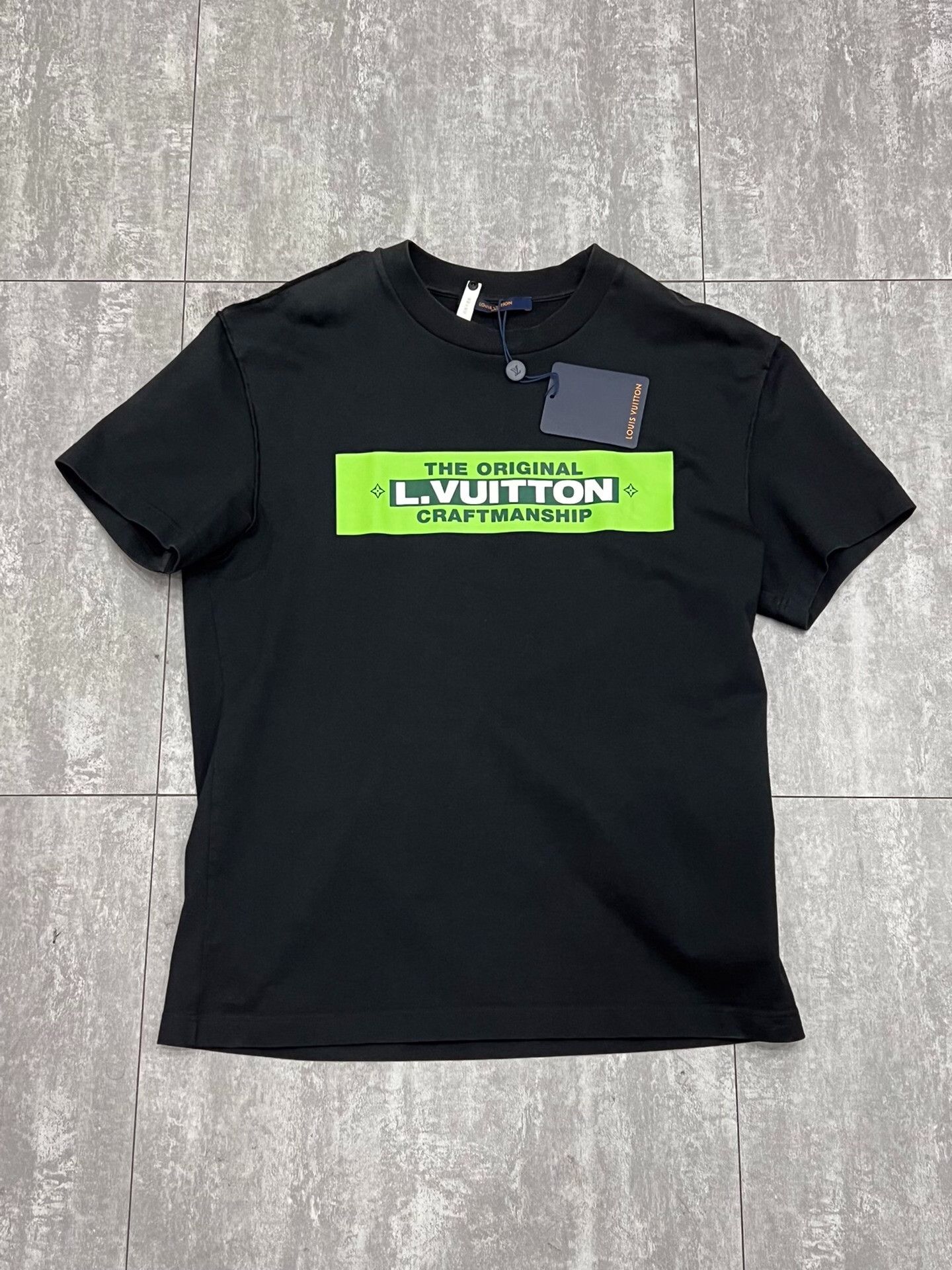 Louis Vuitton Louis Vuitton Black T-Shirt s Men Size US S / EU 44-46 / 1 - 1 Thumbnail