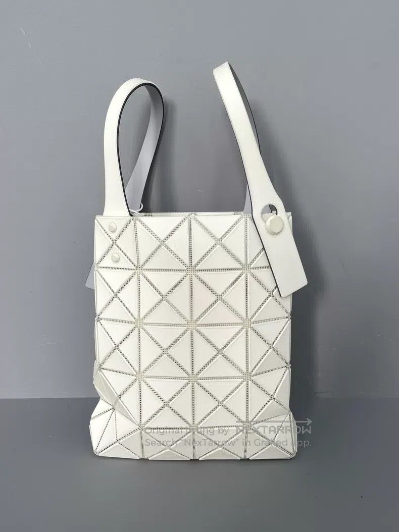 Issey Miyake Issey Miyake White Handbag Size ONE SIZE - 2 Thumbnail