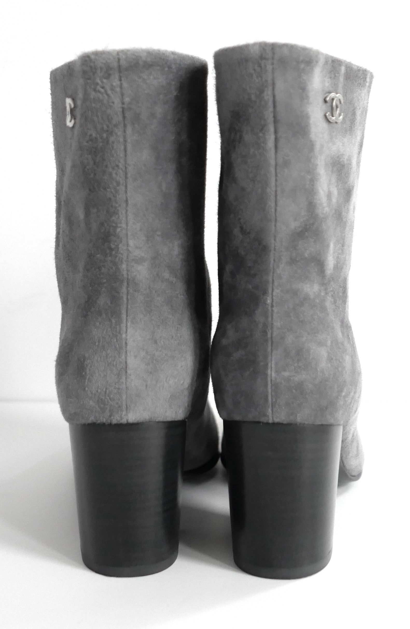 Chanel Chanel Grey Suede Ankle Boots Size US 6.5 / IT 36.5 - 4 Thumbnail