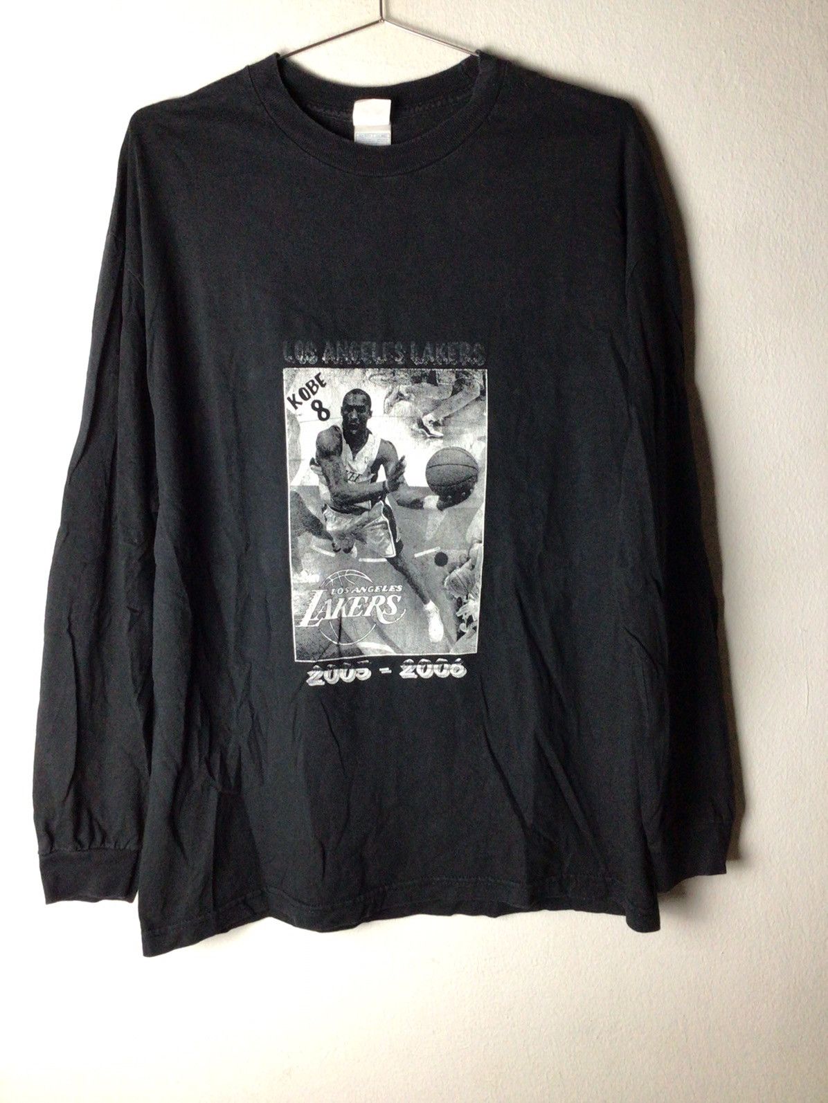 NBA × Rap Tees NBA Lakers Kobe 2006 LS Size US XL / EU 56 / 4 - 1 Thumbnail