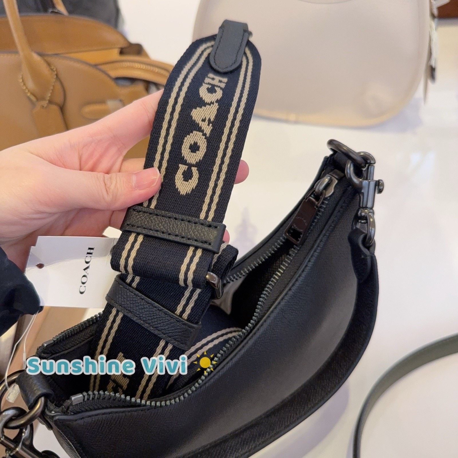 Coach NWT Coach Hobo Crossbody Bag Crossgrain Leather CJ842 Black Size ONE SIZE - 4 Thumbnail