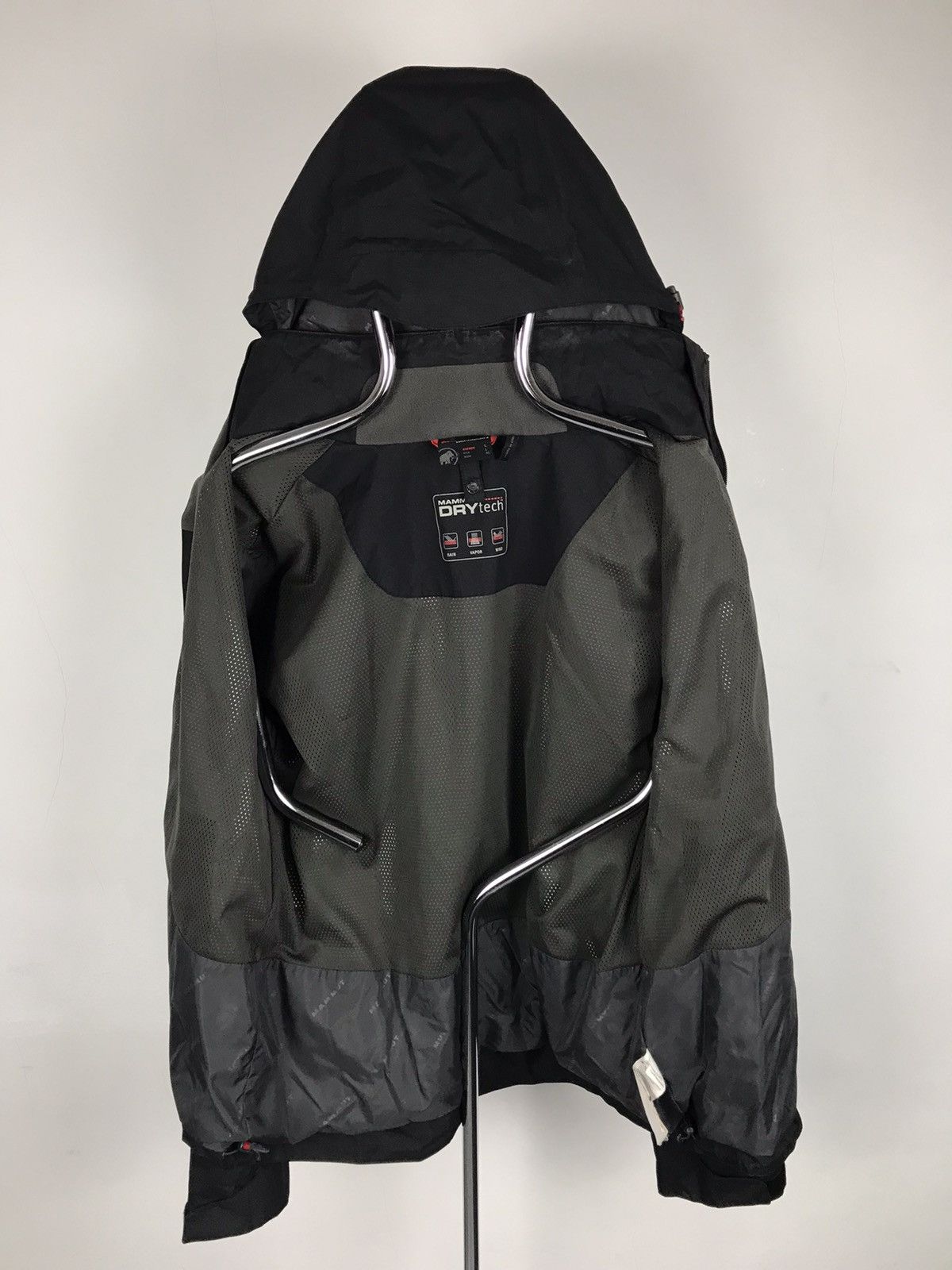 Mammut Men’s L/52,Mammut DryVent Waterproof,Windbreaker Jacket Size US L / EU 52-54 / 3 - 2 Thumbnail
