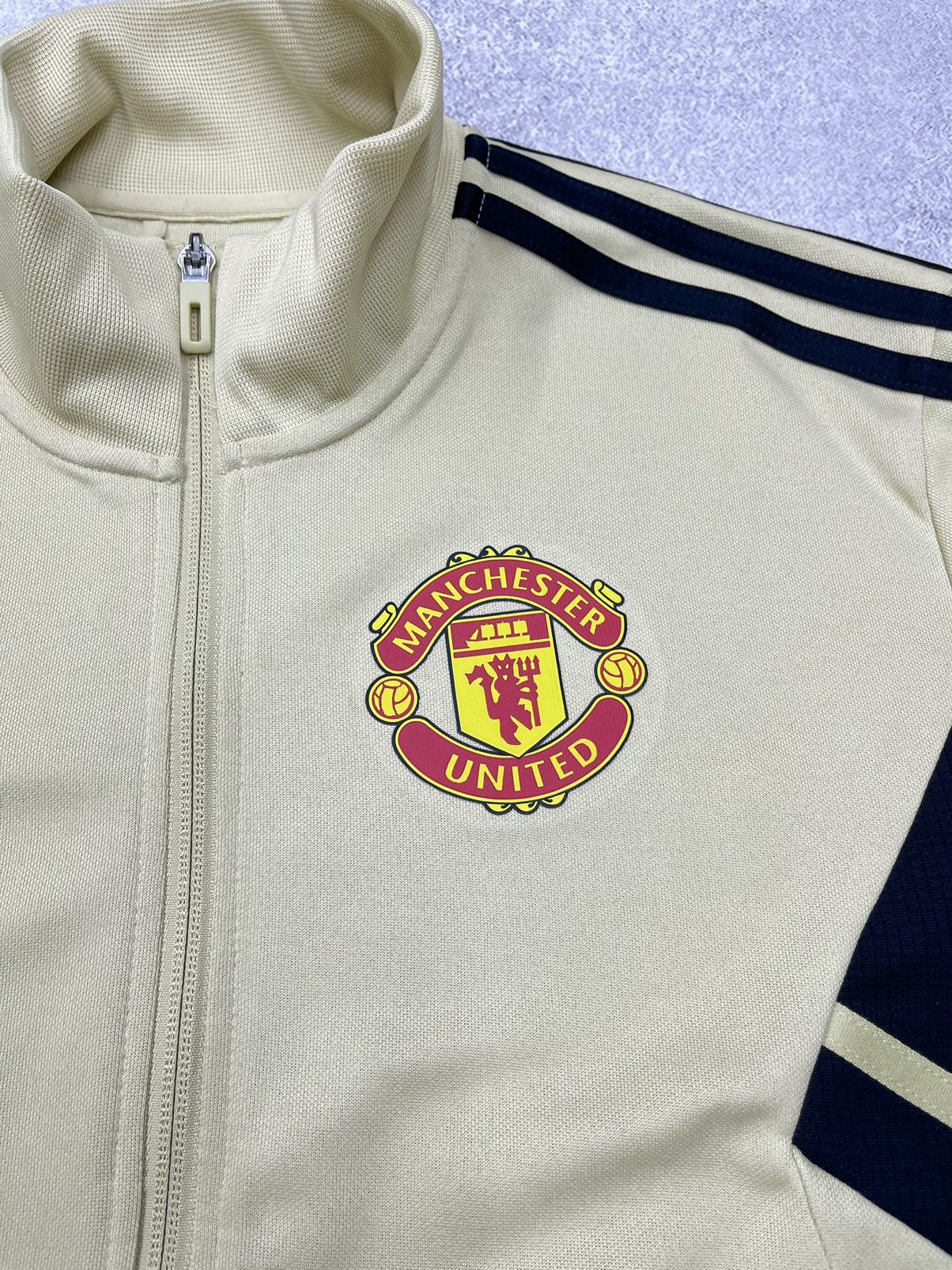 Adidas Mens Adidas Manchester United Track Jacket Soccer Jersey Size US M / EU 48-50 / 2 - 6 Thumbnail