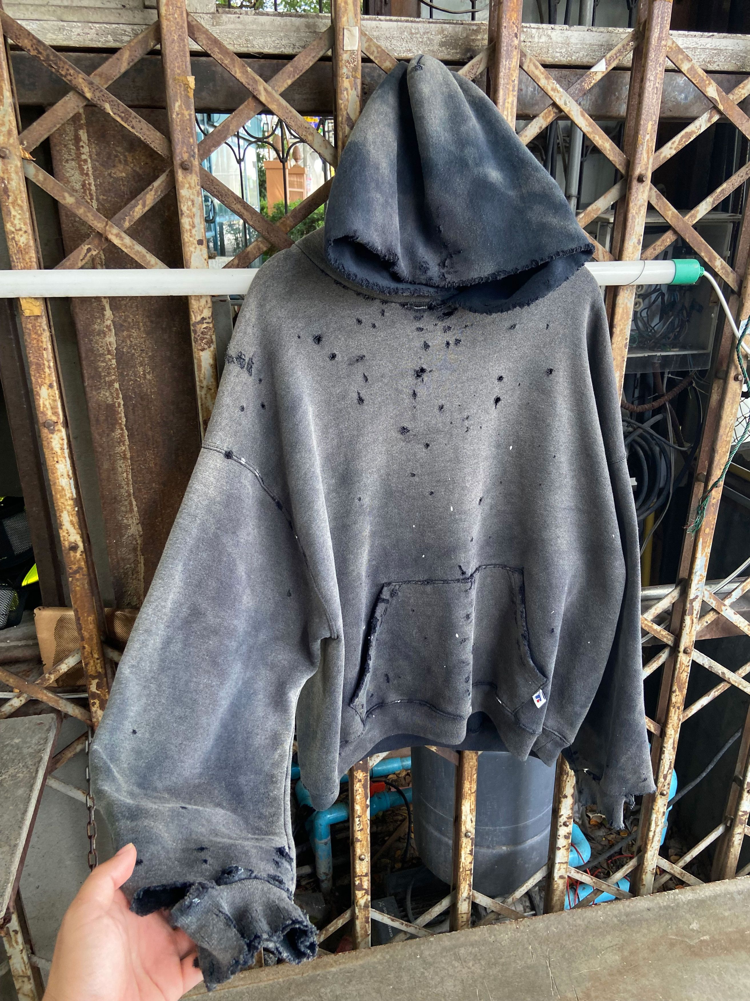 Russell Athletic Thrashed Distressed & Faded Russell Hoodie ERD Grunge Size US XL / EU 56 / 4 - 1 Thumbnail