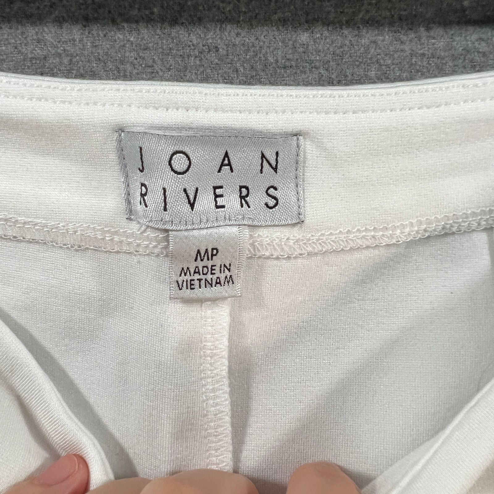 Other Joan Rivers Petite Signature Knit Capri Pants White Size 30" / US 8 / IT 44 - 3 Thumbnail