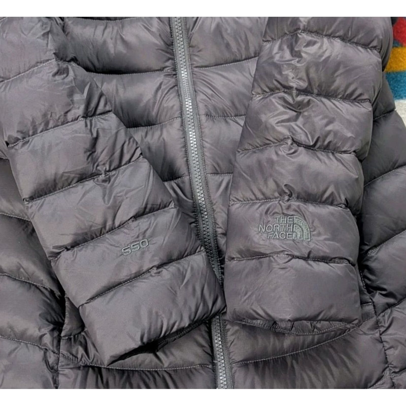 The North Face The North Face Hooded Puffer Jacket Women's Small Gray Insulated 550 Down Parka Jenae Size S / US 4 / IT 40 - 3 Thumbnail