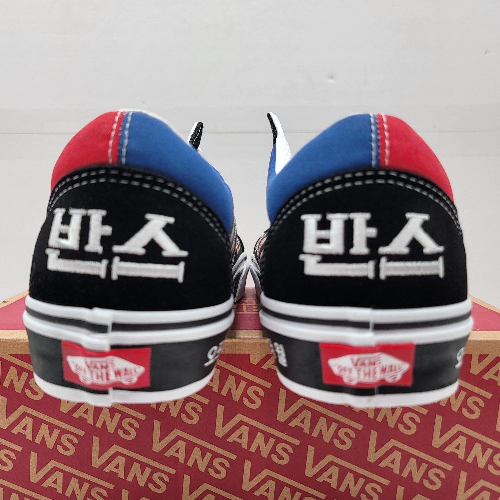 Vans Vans Old Skool Shoes Mens Sz 10 Wmns 11.5 Korean Typography Size US 10 / EU 43 - 5 Thumbnail