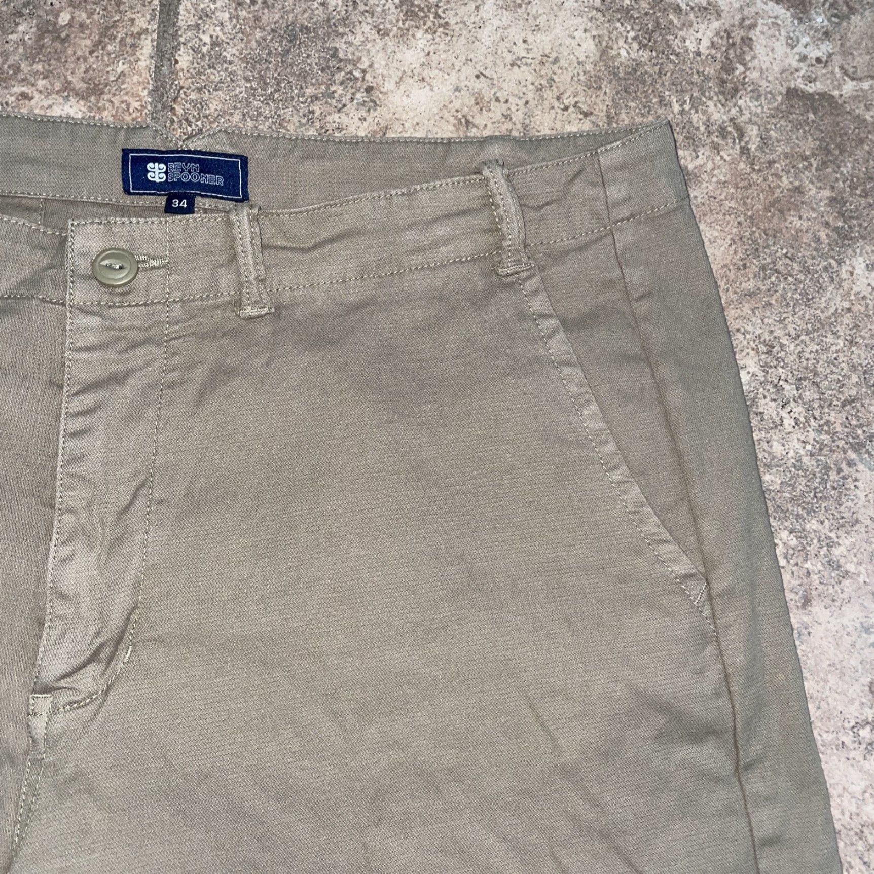 Reyn Spooner Reyn Spooner brown chino shorts Mens Size 34 Size US 34 / EU 50 - 2 Thumbnail