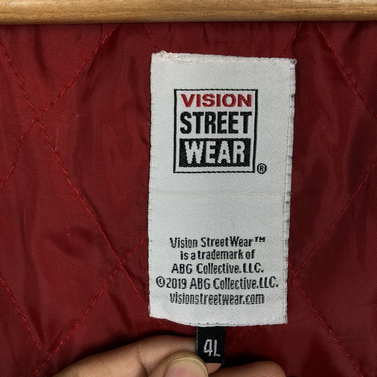 Japanese Brand 🔥Rare Spell Out Big Logo Bomber Jacket Vision Street Wear Size US L / EU 52-54 / 3 - 13 Thumbnail