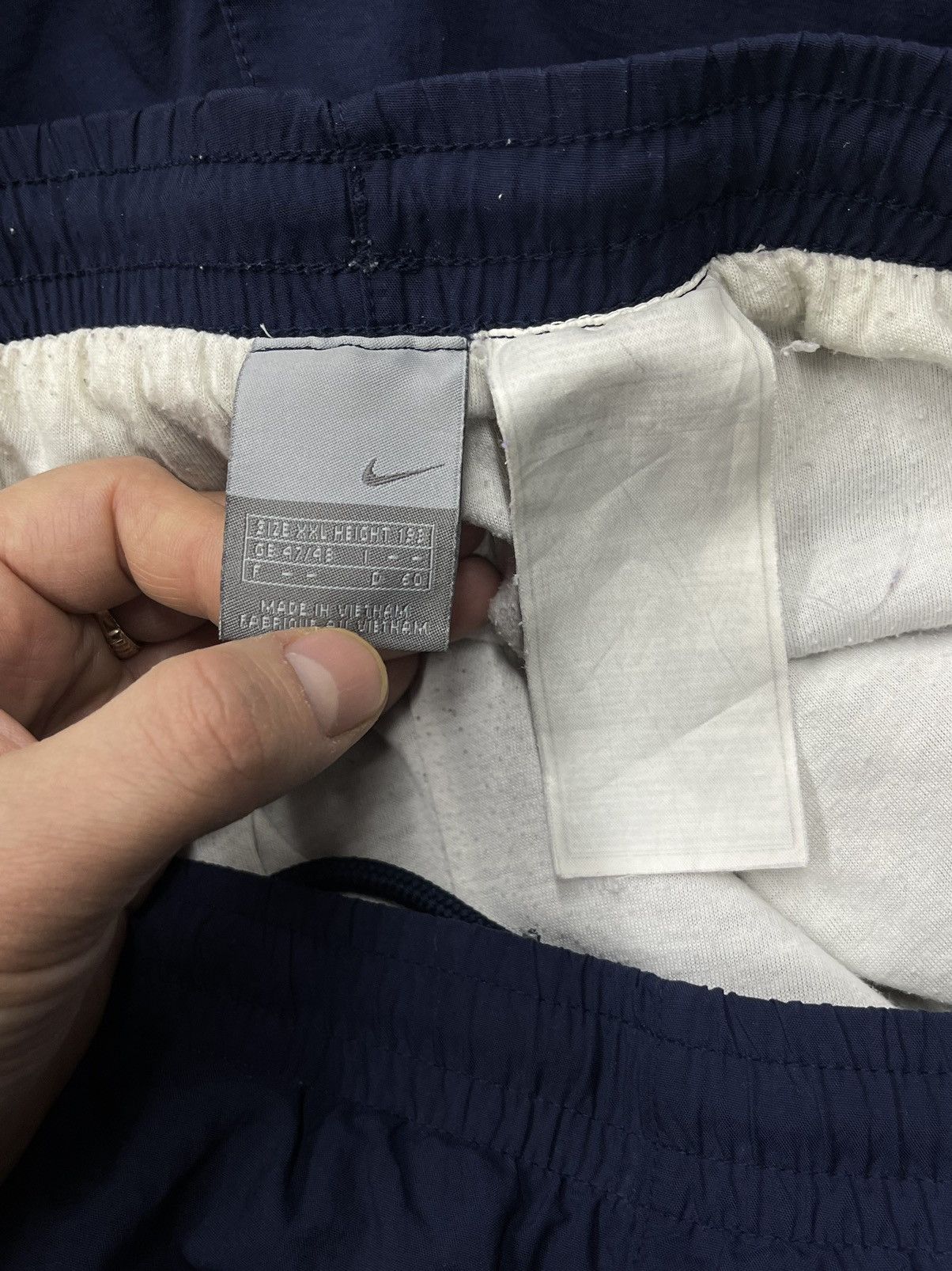 Nike Vintage Nike Nylon Navy Sweatpants Dense Drill Y2K ACG TN Size US 36 / EU 52 - 9 Thumbnail