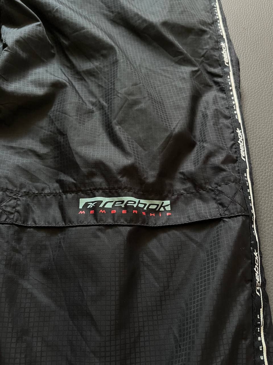 Reebok × Vintage Vintage Reebok Track Pants Navy Blue Nylon Subtle Embroidere Size US 32 / EU 48 - 5 Thumbnail