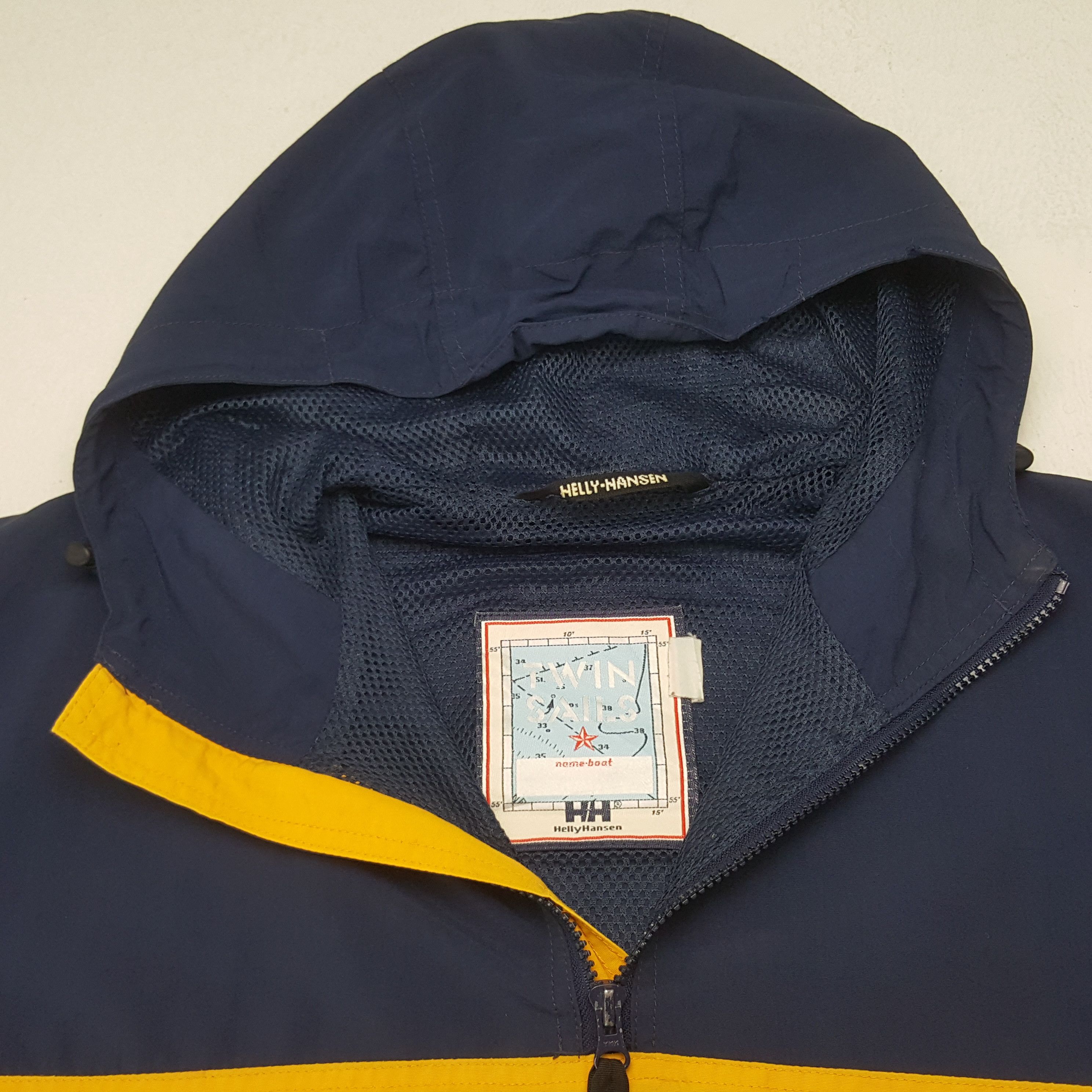 Helly Hansen × Vintage Vintage Helly Hansen Windbreaker Zipper Jacket Size US L / EU 52-54 / 3 - 4 Thumbnail