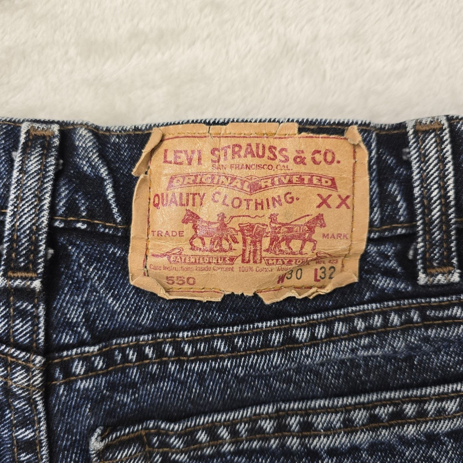 Levi's VTG Levis 550 Jeans Mens 30x32 (Fits 28x20) Made in USA 80s Size US 28 / EU 44 - 9 Thumbnail