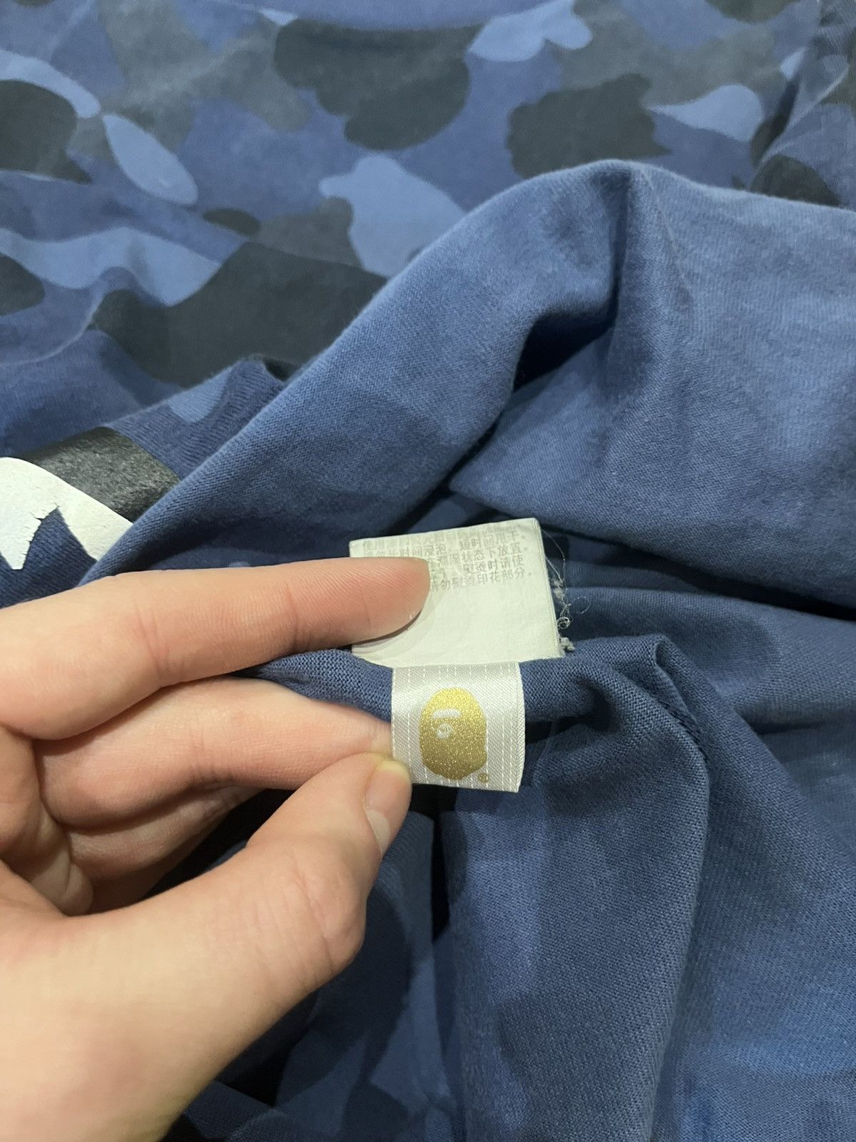 Bape Og Bape Side Shark Blue Camo Tee Size US S / EU 44-46 / 1 - 11 Thumbnail