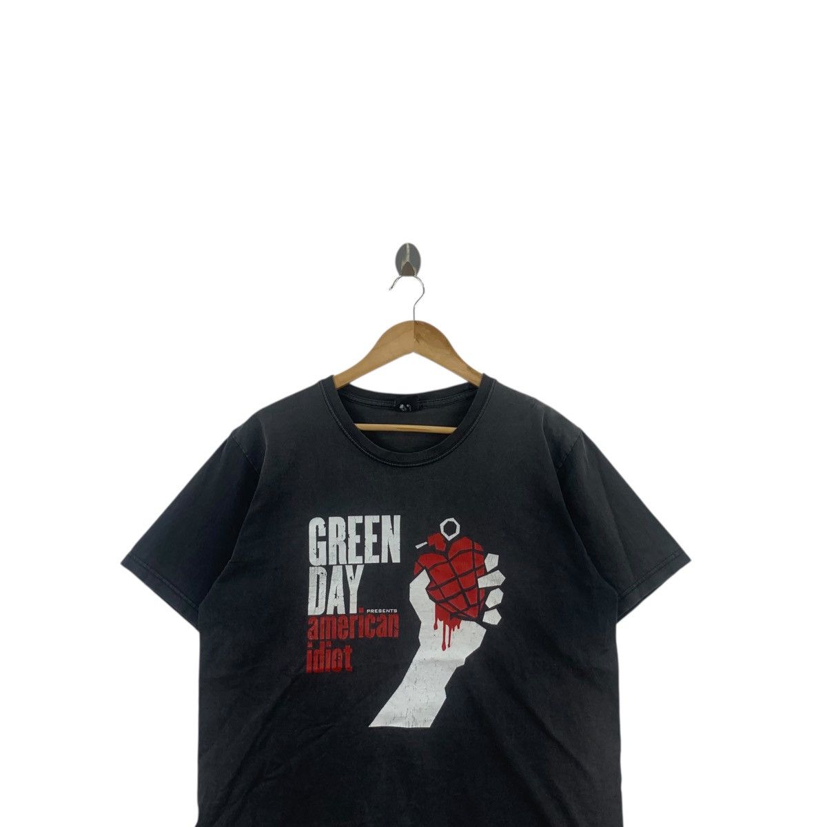 Band Tees Vintage GREEN DAY American Idiot Album Distress Tee Shirt Size US M / EU 48-50 / 2 - 2 Thumbnail