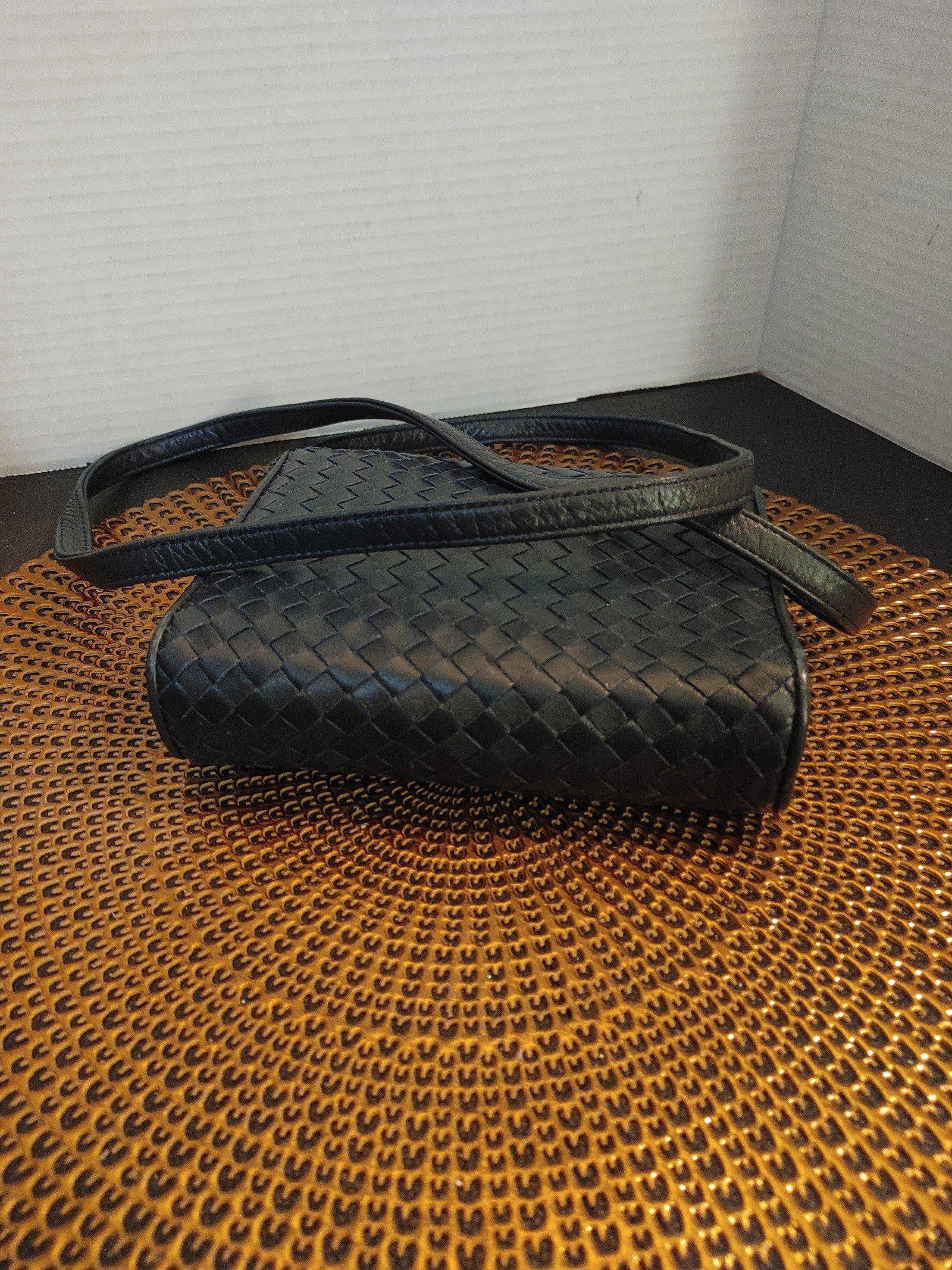 Designer Talbots Basket Weave Leather Crossbody Size ONE SIZE - 2 Thumbnail