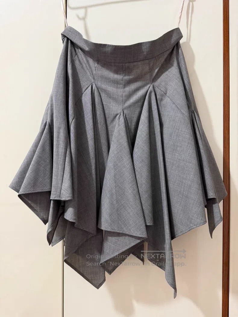 Vivienne Westwood Vivienne Westwood Gray Enamel Button Half Skirt Size 26" / US 2 / IT 38 - 3 Thumbnail