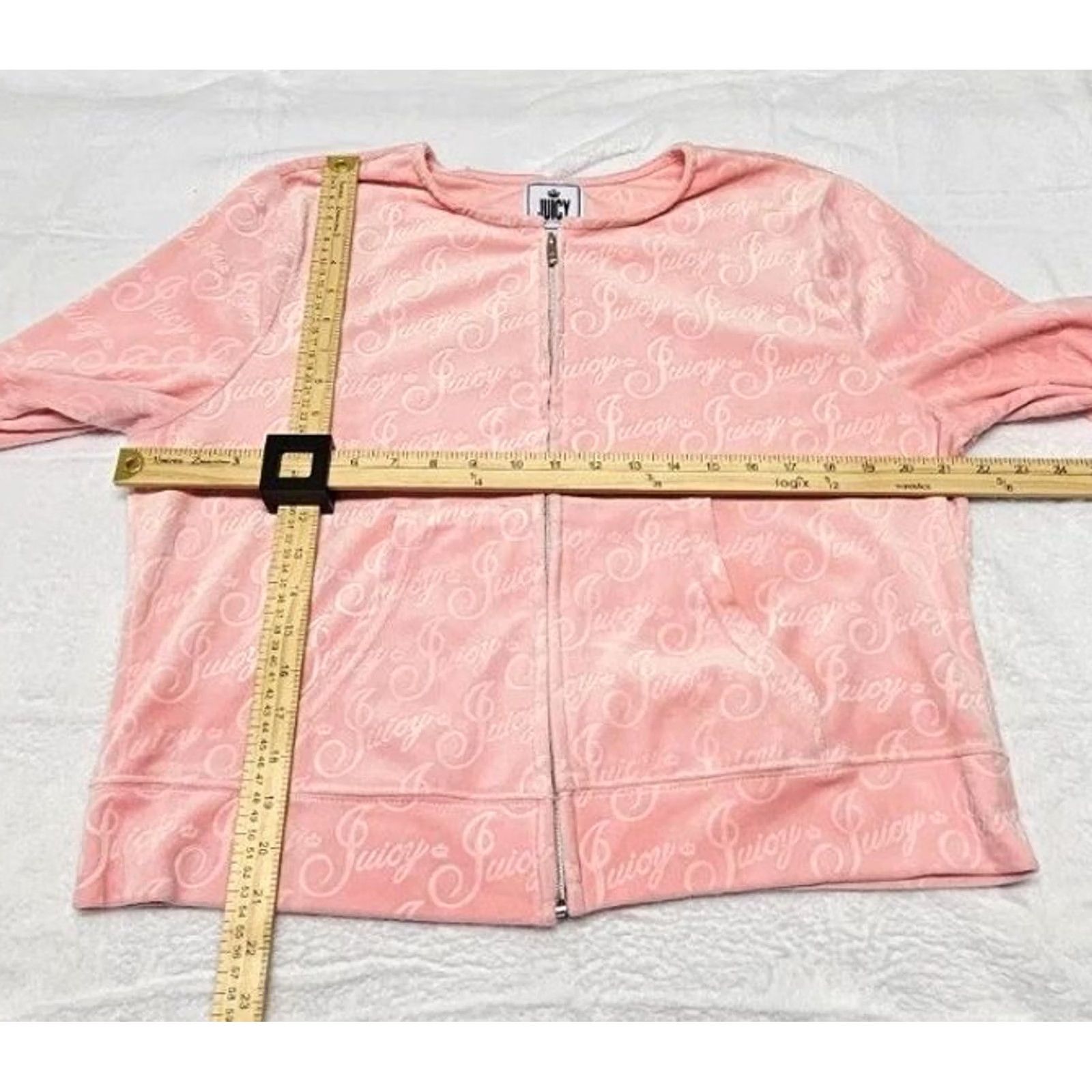 Juicy Couture VINTAGEJuicy Couture Pink Velour Full Zip Hoodie Track Jacket Womens L Velour Full Zip Logo Pattern Retro Jacket 90s Size L / US 10 / IT 46 - 7 Thumbnail