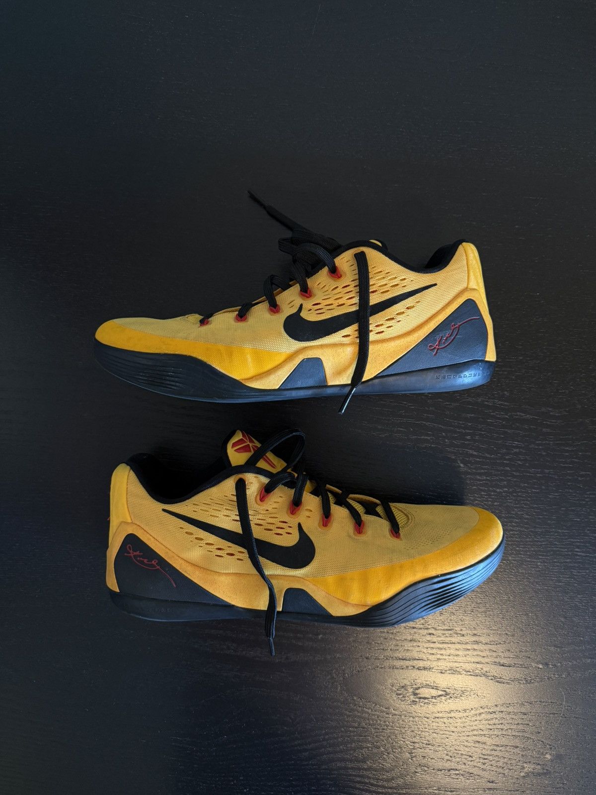 Nike Nike Kobe 9 EM Low Bruce Lee Size US 10.5 / EU 43-44 - 1 Thumbnail