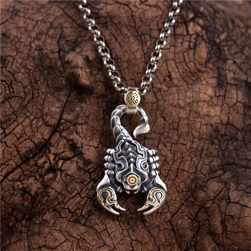 Jewelry × Vintage Small Scorpion Necklace Size ONE SIZE - 1 Thumbnail