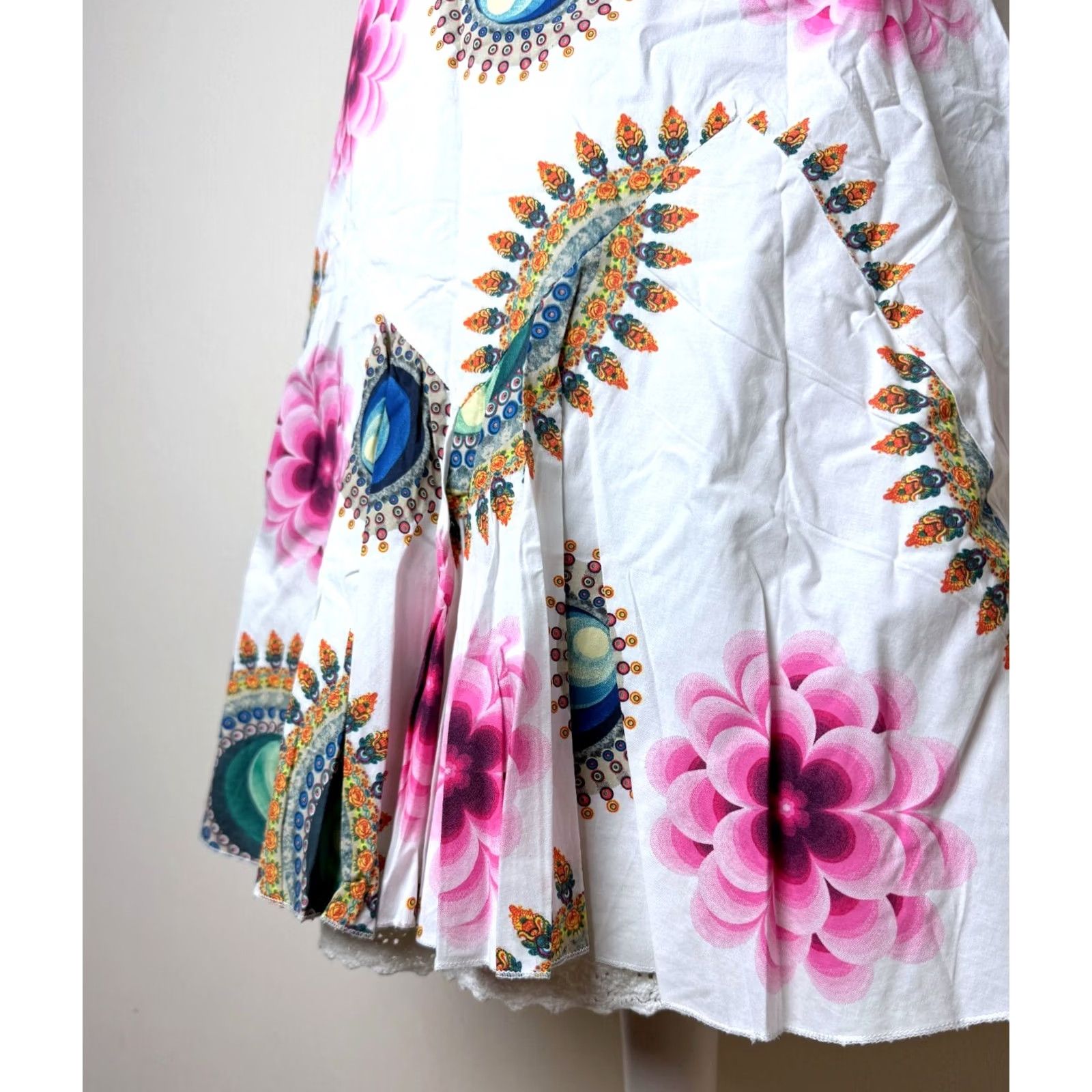 Desigual Desigual Skirt Womens Size 34 Knee Length Cotton Multicoloured 34 Desigual Skirt Womens Size 34 Knee Length Cotton Multicoloured Size 24" / US 00 / IT 34 - 2 Thumbnail