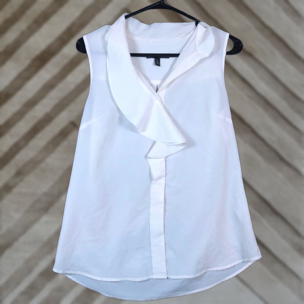 Banana Republic banana republic Womens Blouse White V Neck Ruffle Front Sleeveless Small Size S / US 4 / IT 40 - 1 Thumbnail