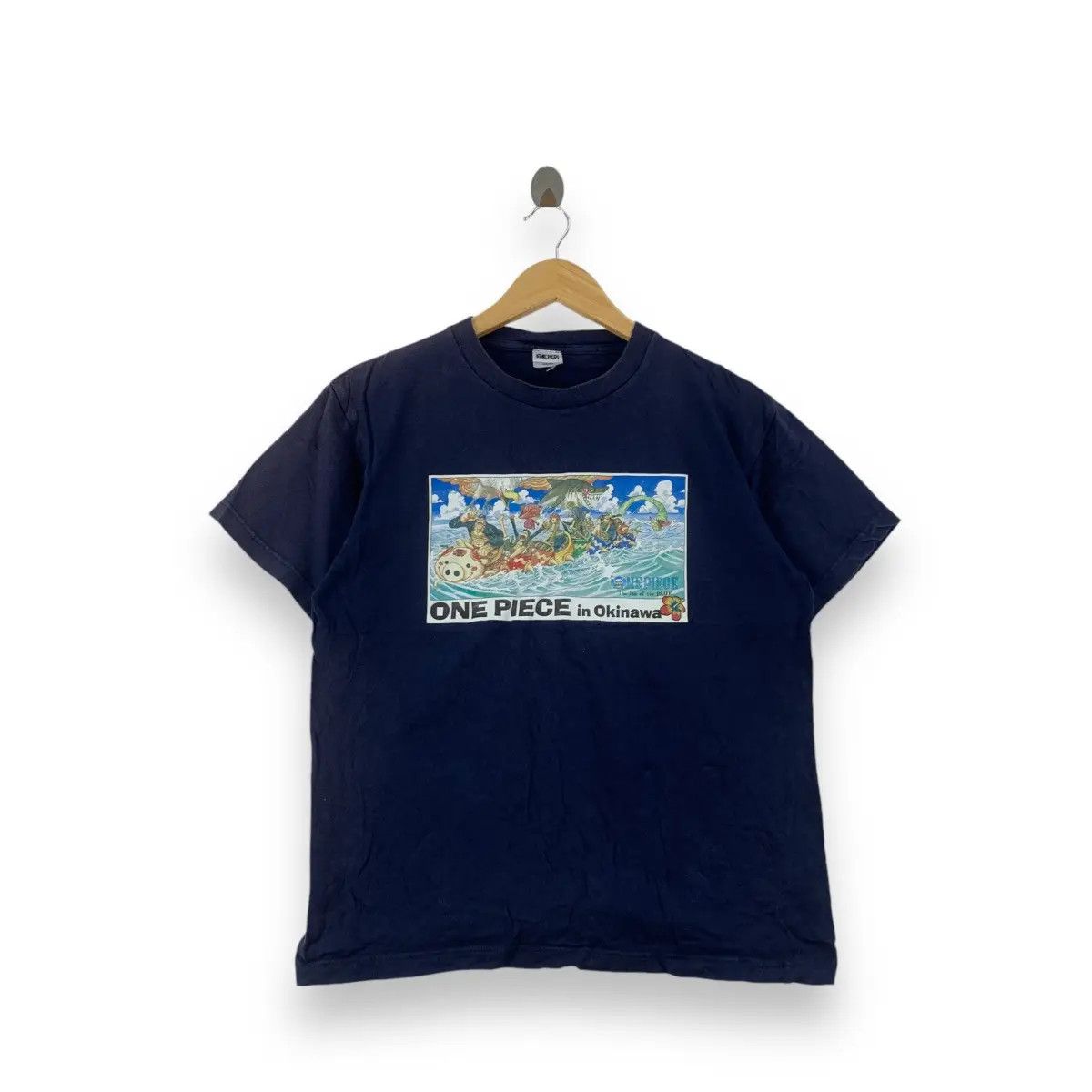 Vintage ONE PIECE ANIME Luffy Pirates Okinawa Collection Tee Shirt Size US M / EU 48-50 / 2 - 1 Thumbnail