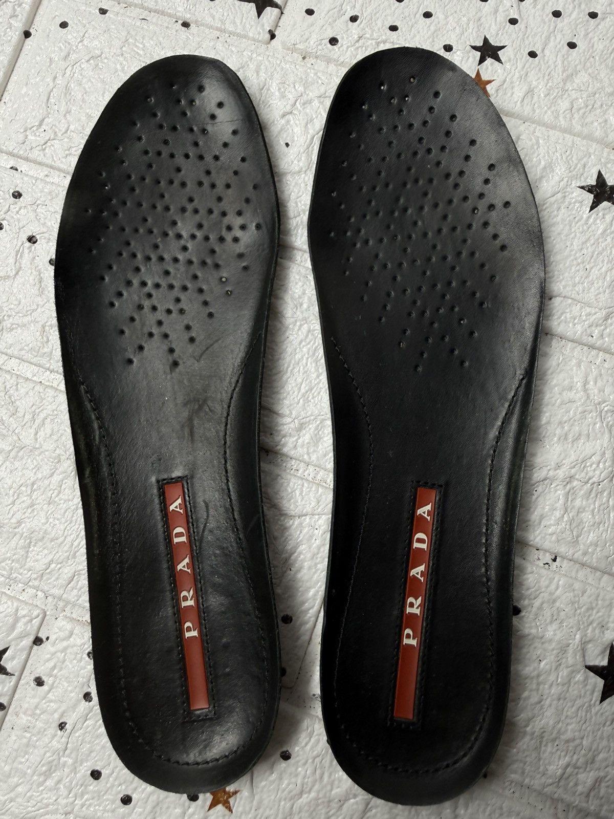 Prada Prada leather sneakers with side logo US7 UK5.5 EUR40 Black Size US 7 / EU 40 - 15 Thumbnail
