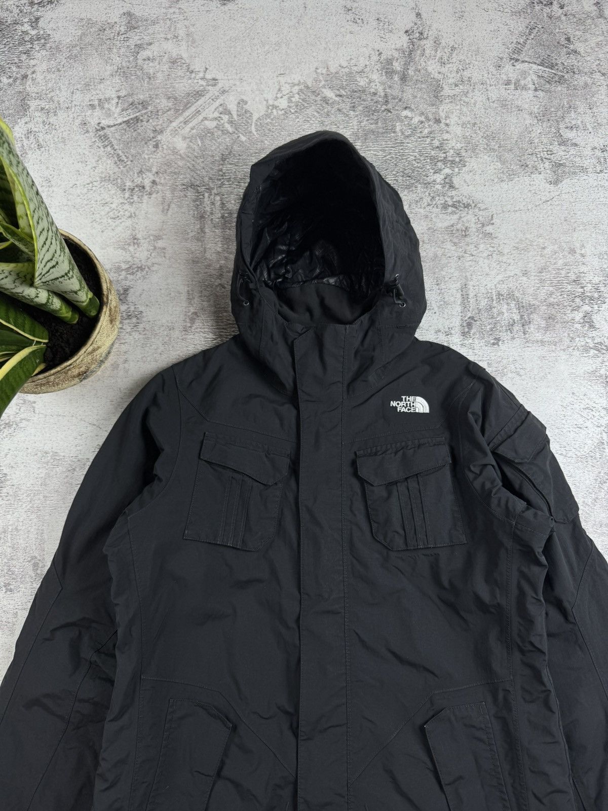 The North Face The North Face Pocket Hiking DryVent Women’s Small Black Zip Jacket Windbreaker Size S / US 4 / IT 40 - 5 Thumbnail