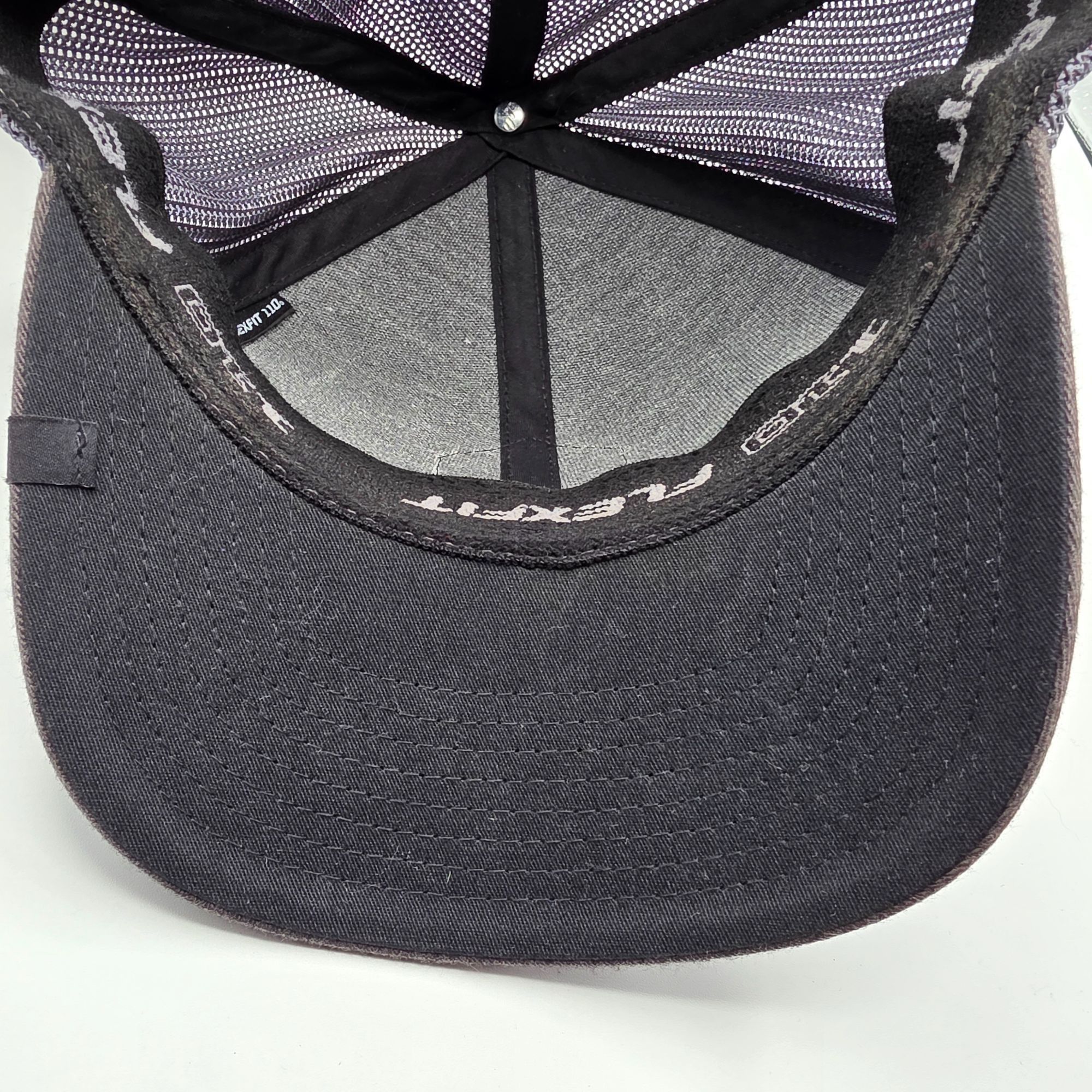 TravisMathew Travis Mathew Gray Snapback Trucker Hat Casual Adjustable Ou Size ONE SIZE - 7 Thumbnail